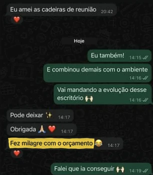 Print de conversa no WhatsApp com a mensagem da cliente: “Fez milagre com o orçamento 😂” (cliente da Curva)